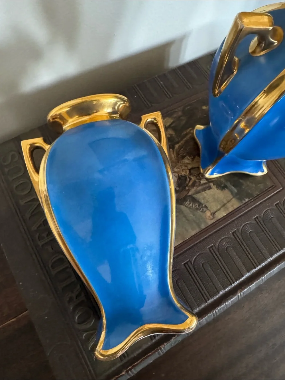 N/A elegant blue